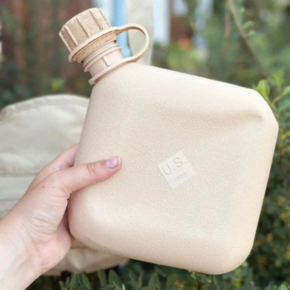 Vintage US army / navy  personal Insulated Water Carrier - over 1.5 litres - Picture 5 of 6